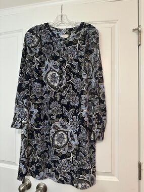 Excellent Condition Loft size Medium Paisley Printed Tunic Style Dress